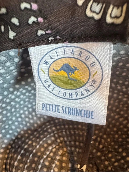 Wallaroo Petite Scrunchie Gray and White Polka Dot Sun Hat - Picture 4 of 4